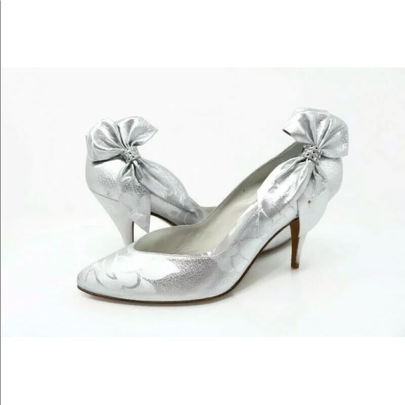 stuart weitzman silver heels